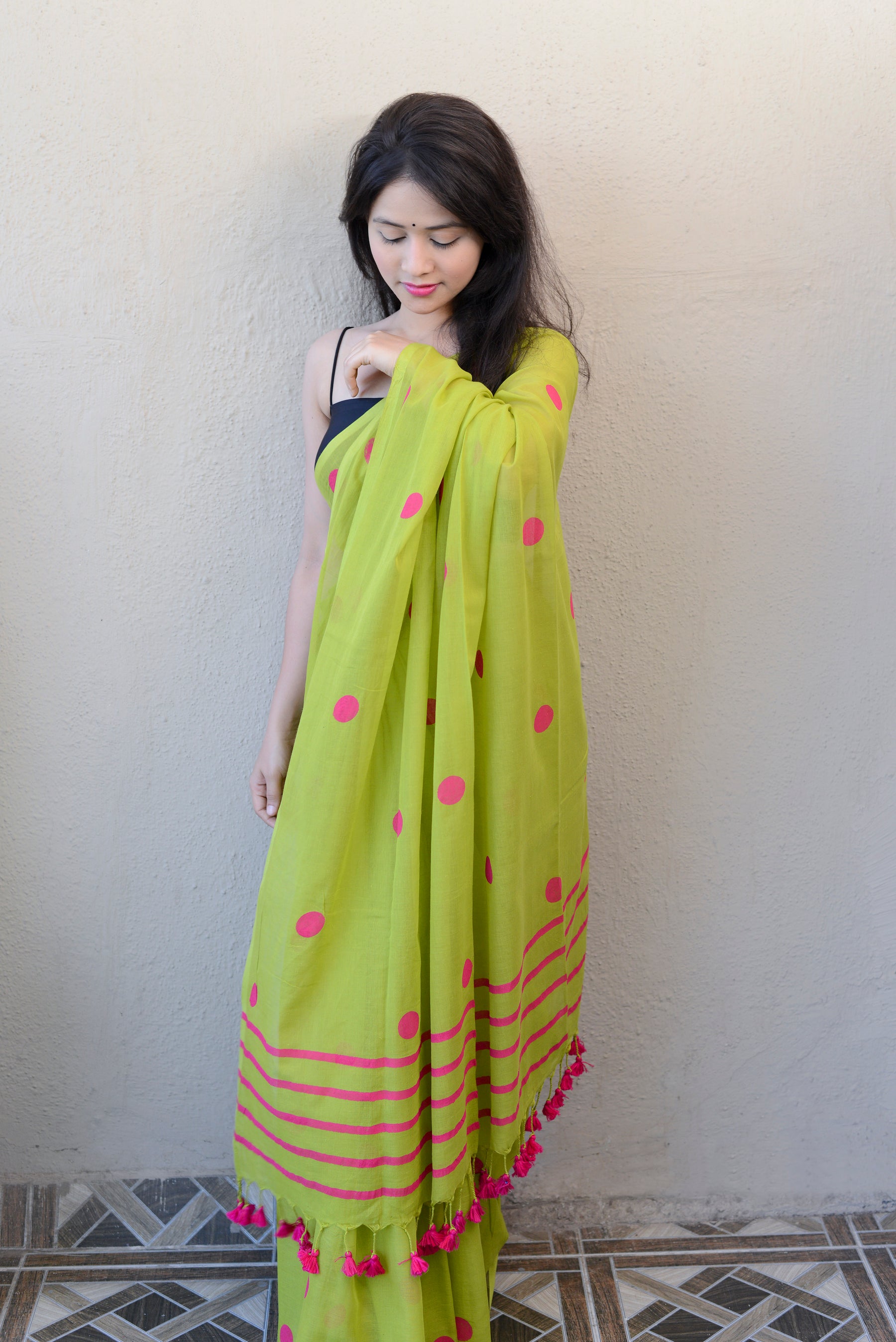 PARROT GREEN & RANI PINK (Polka Dots) - HAND BLOCK PRINTED COTTON SAREE