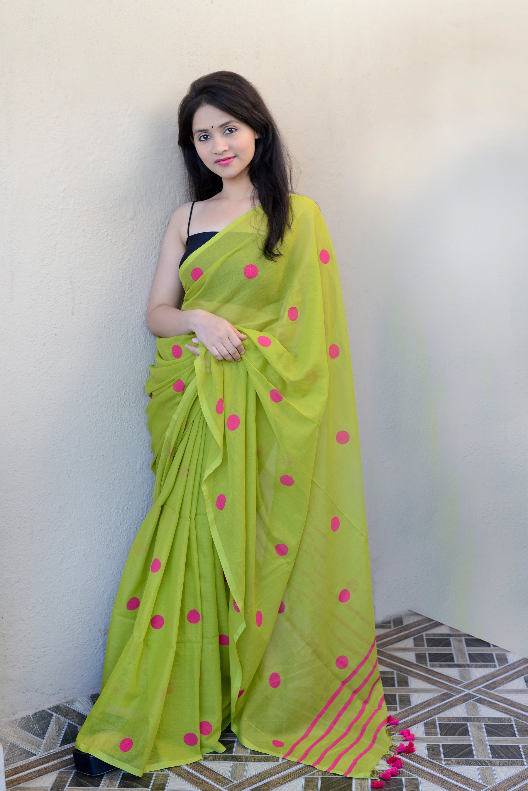 PARROT GREEN & RANI PINK (Polka Dots) - HAND BLOCK PRINTED COTTON SAREE