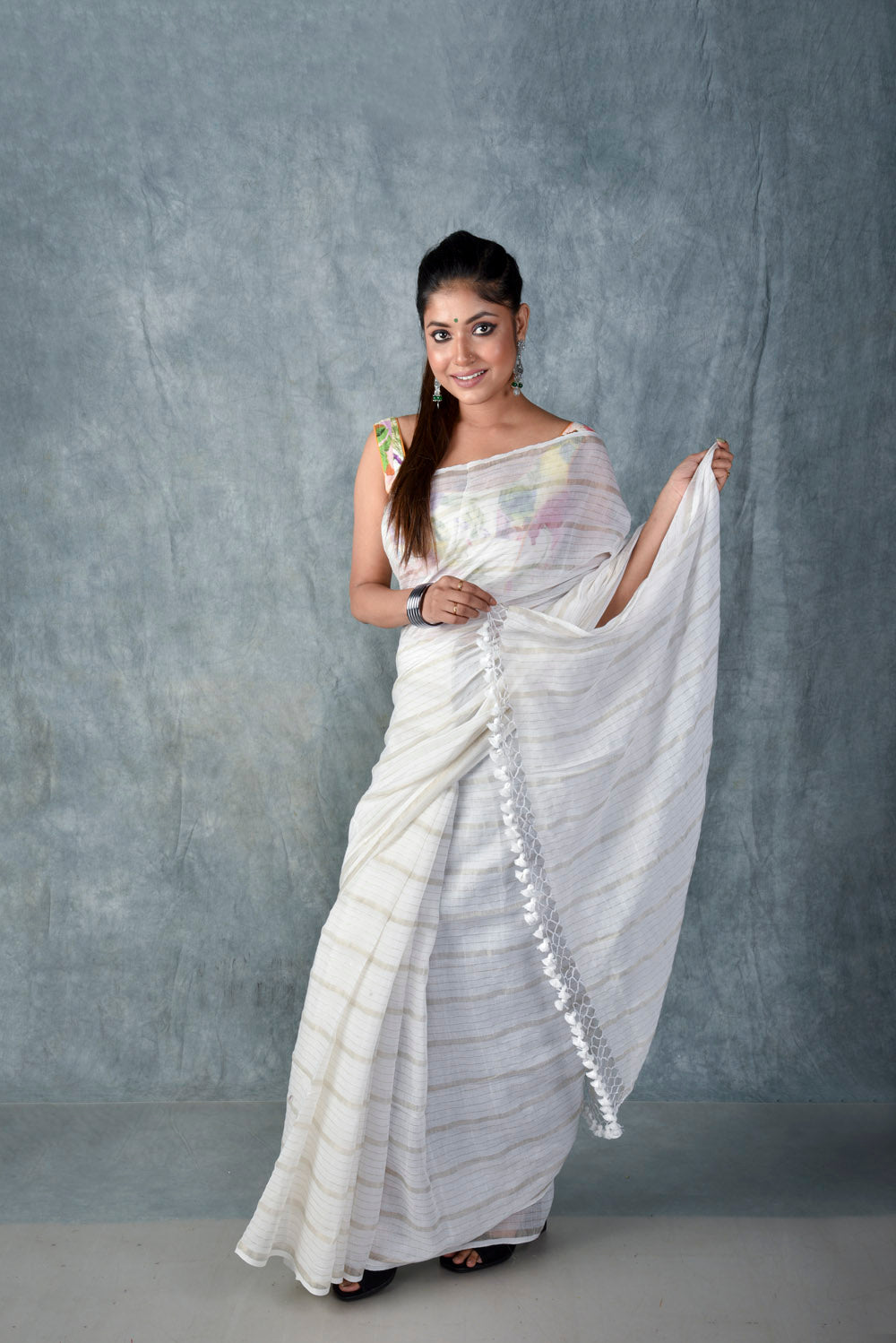WHITE & GREY COMBO - HANDWOVEN SILVER ZARI STRIPES
