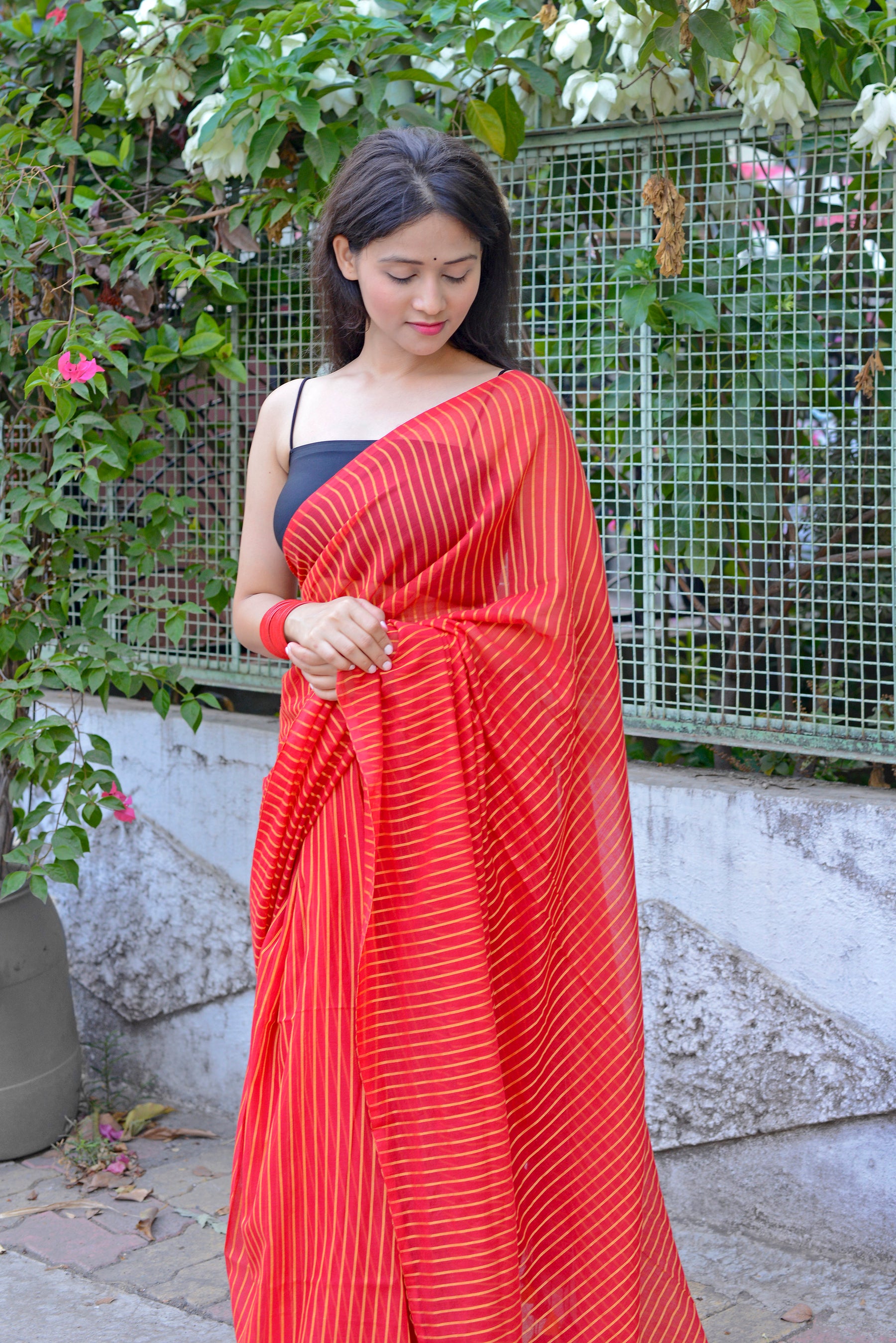 RED COMBO - HANDWOVEN COTTON SAREE (BLOCK PRINT & COTTON LINES)