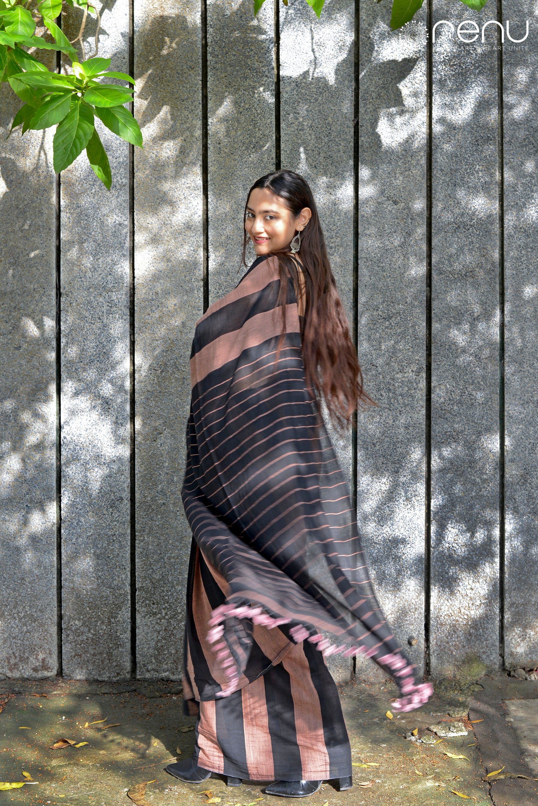 ROSY BROWN AND BLACK - HANDWOVEN COTTON SAREE