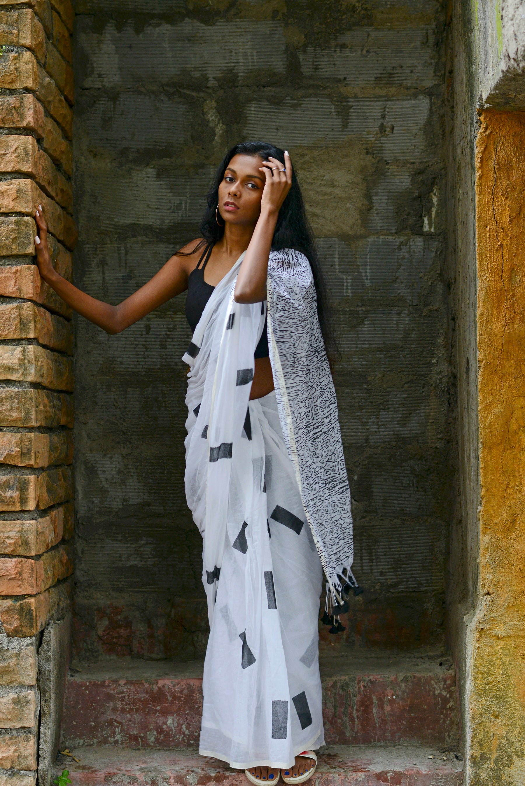 WHITE LOVE (ABSTRACT) - HAND BLOCK PRINTED COTTON SAREE
