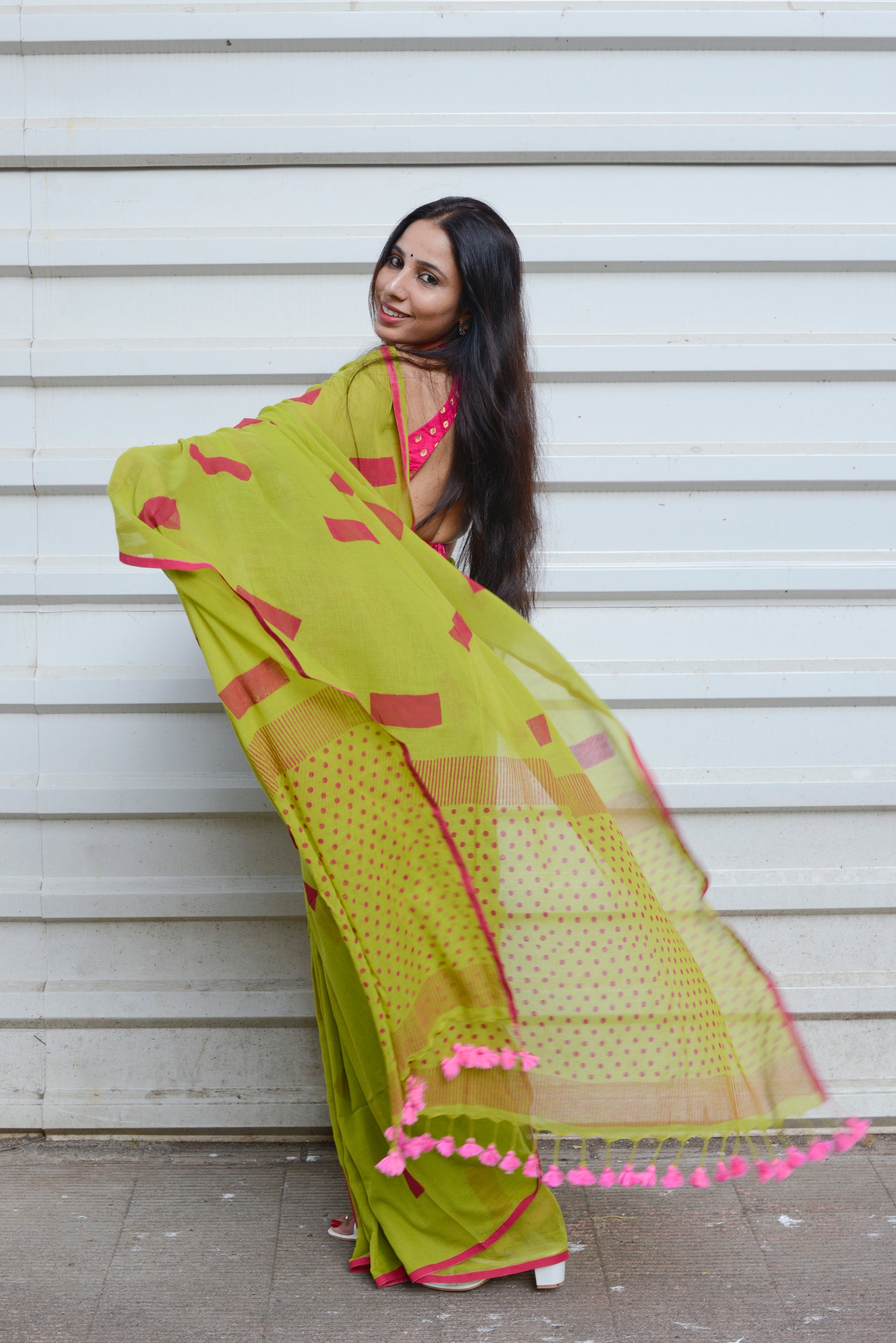 ABSTRACT - PARROT GREEN & RANI PINK  - HAND BLOCK PRINTED COTTON SAREE