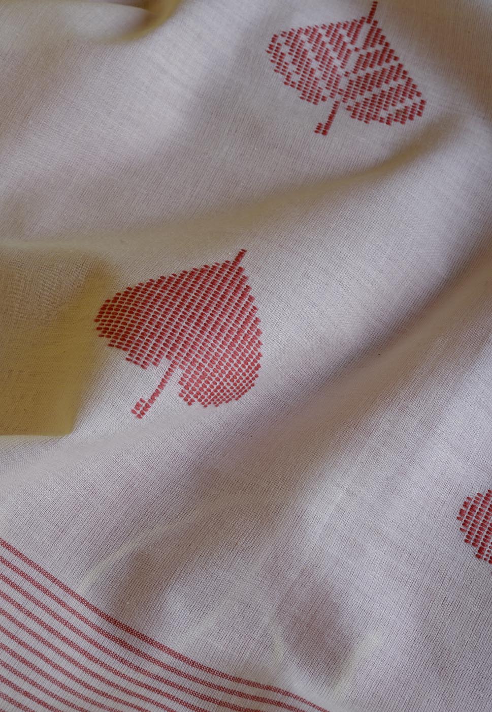 Handwoven Leaves Bawanbooti Saree
