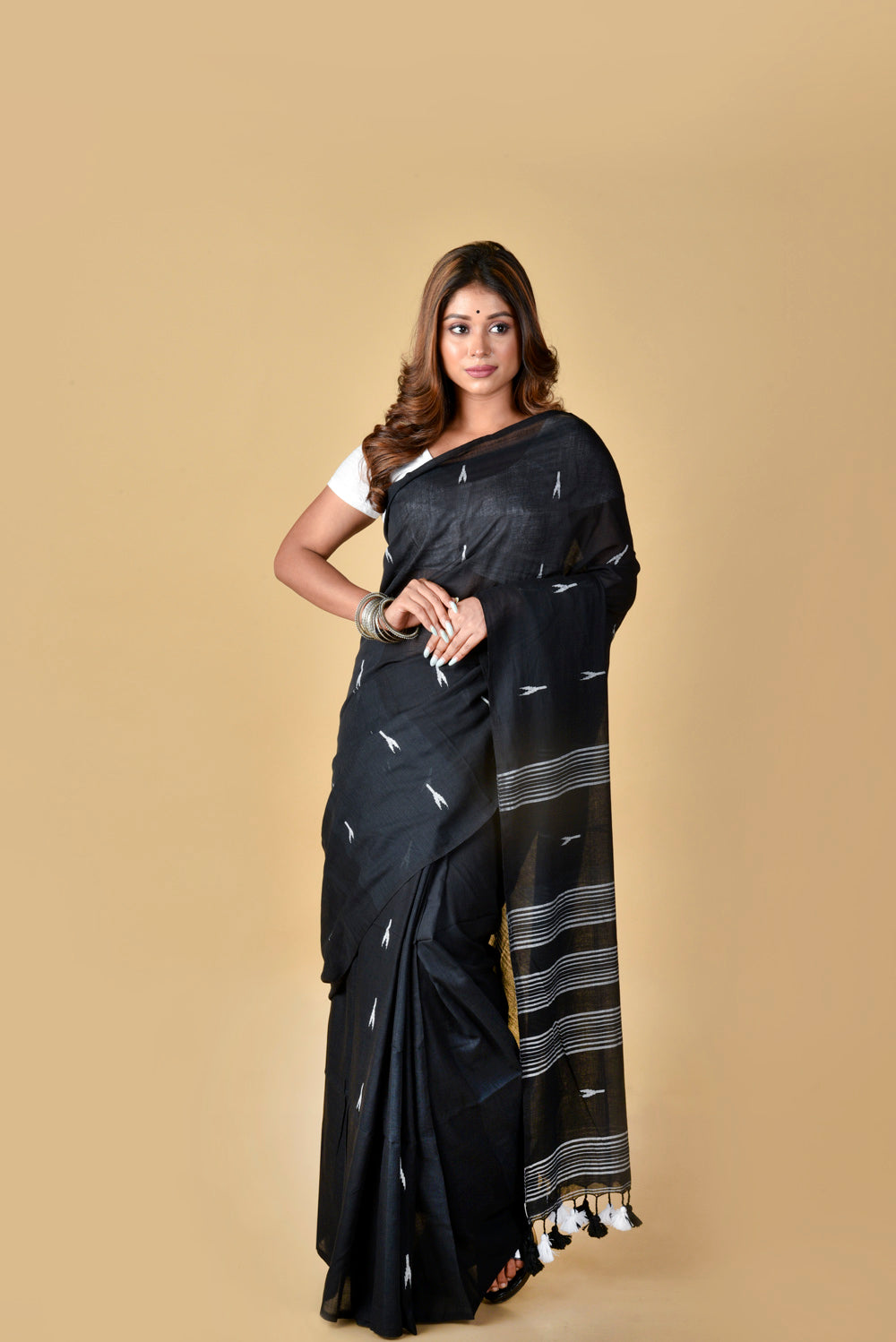 Black & White Cotton Jamdani Saree