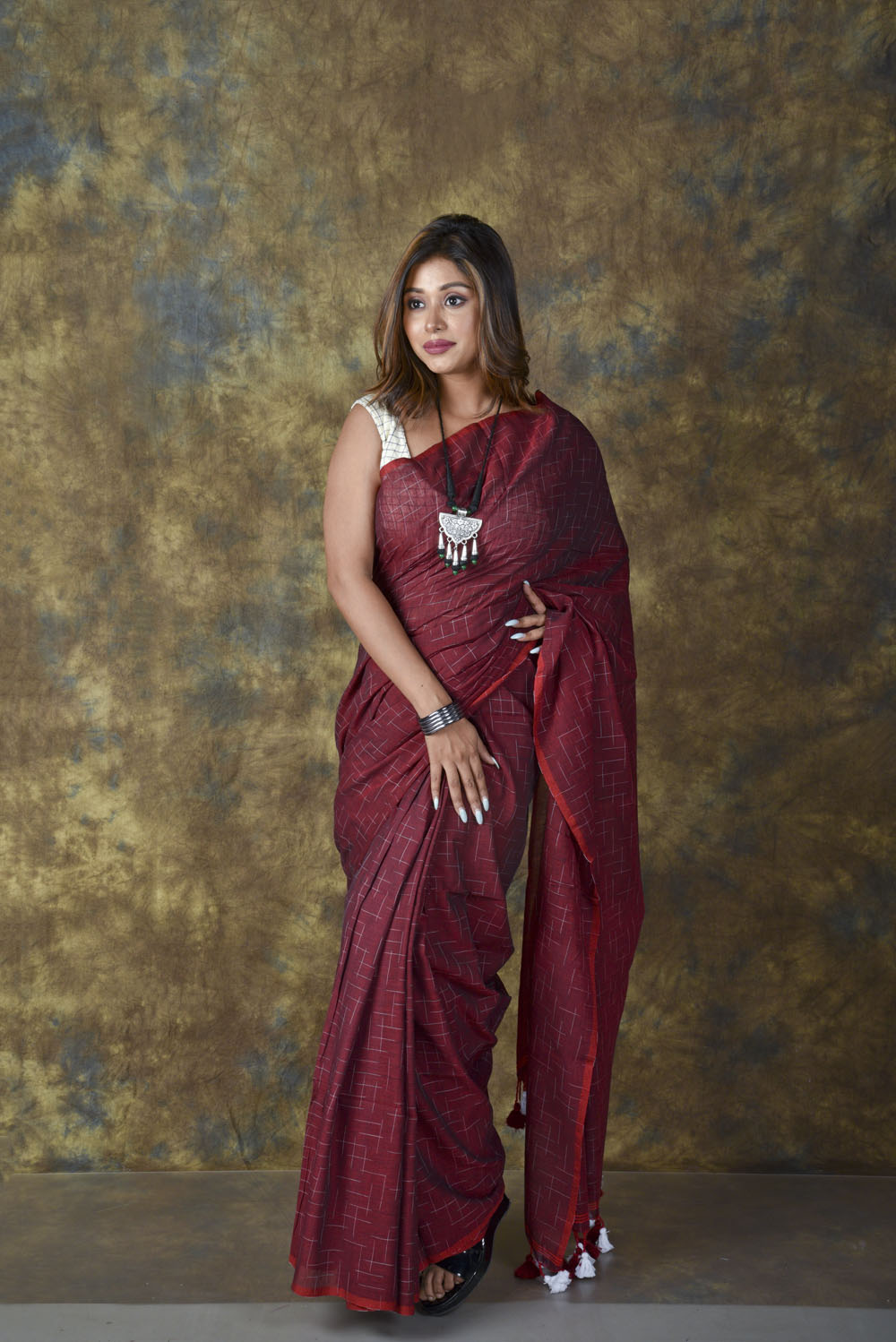 MAROON - all over abstract lines Saree