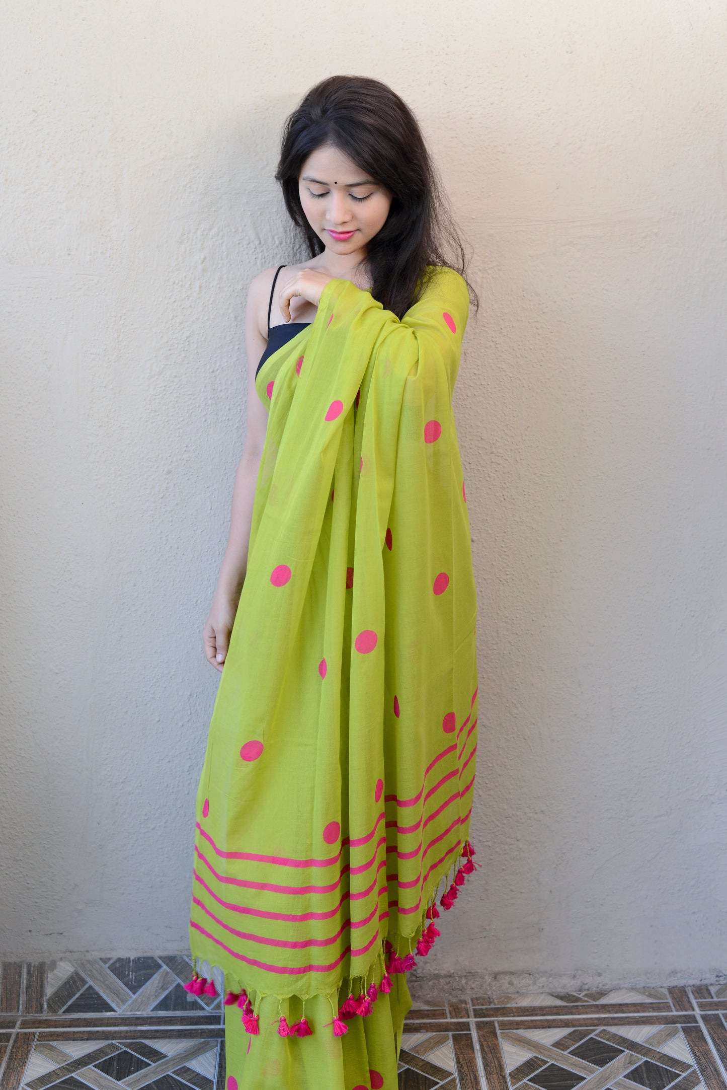 PARROT GREEN & RANI PINK (Polka Dots) - HAND BLOCK PRINTED COTTON SAREE
