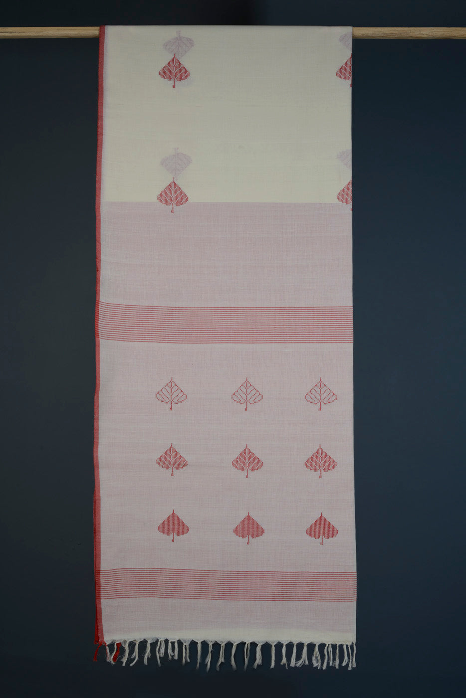 Handwoven Leaves Bawanbooti Saree