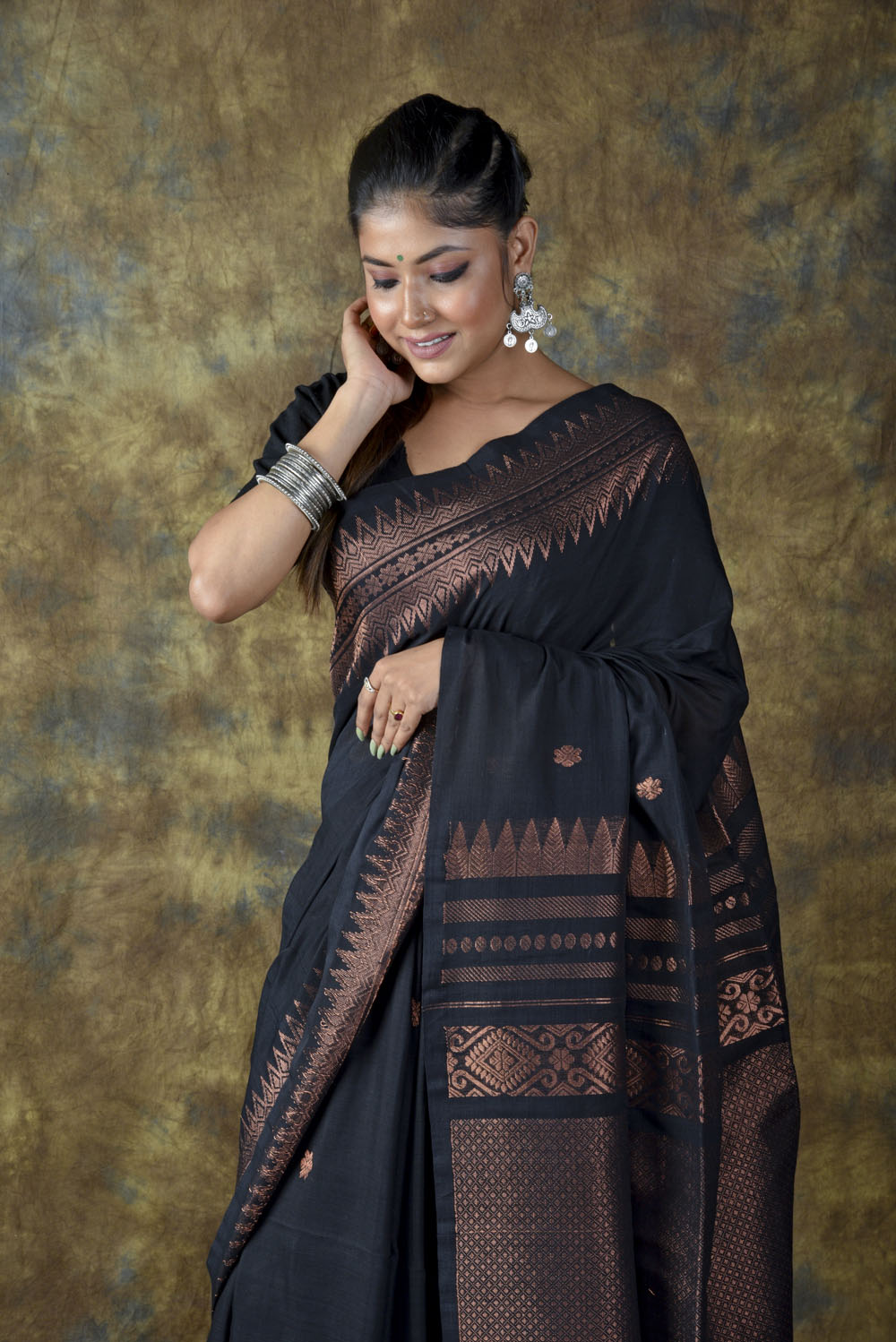 Black Copper Zari Jamdani Saree