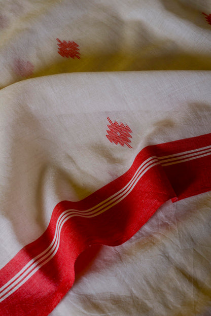 Red White Handwoven Floral Jamdani Saree